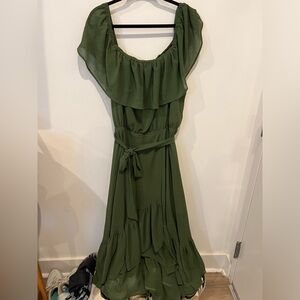 Green maxi dress